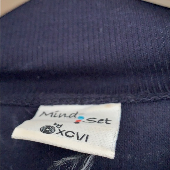 Women’s XCVI Cascade Open Front Long Cardigan - Picture 2 of 7